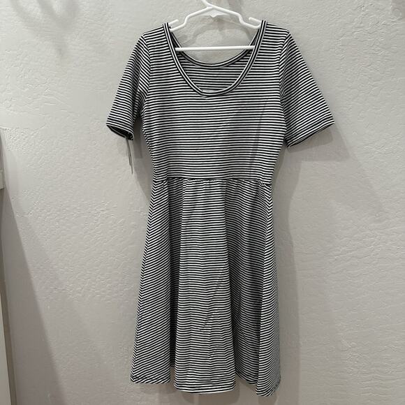 NWT Nordstrom Black & White Stripe Twirl Dress - Picture 8 of 8